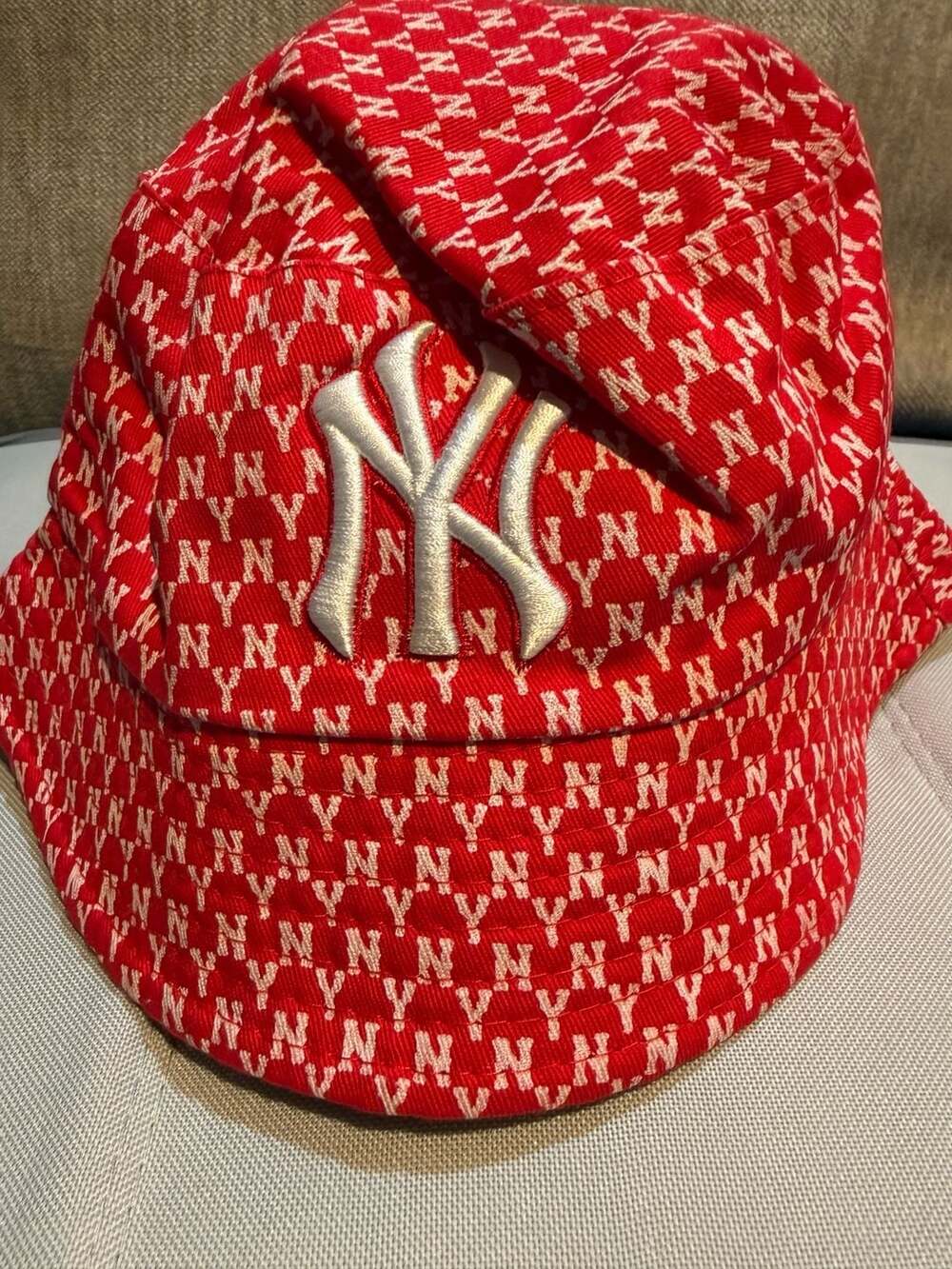 New York Yankees Reversible Bucket Hat Red NY Monogram Embroidered Logo